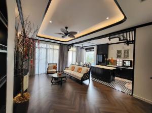 CỰC VIP! BÁN GẤP NHÀ ĐẸP NHẤT PHỐ NGỌC HÀ 65M2 - 6 TẦNG THANG MÁY - 7.5M MẶT TIỀN - 15 TỶ - GẦN PHỐ